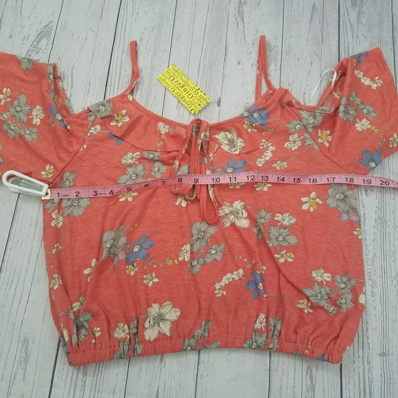 NWT Ginger G orange floral cold shoulder tee - Picture 3 of 5